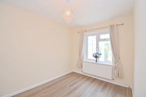 Dining room - click for photo gallery